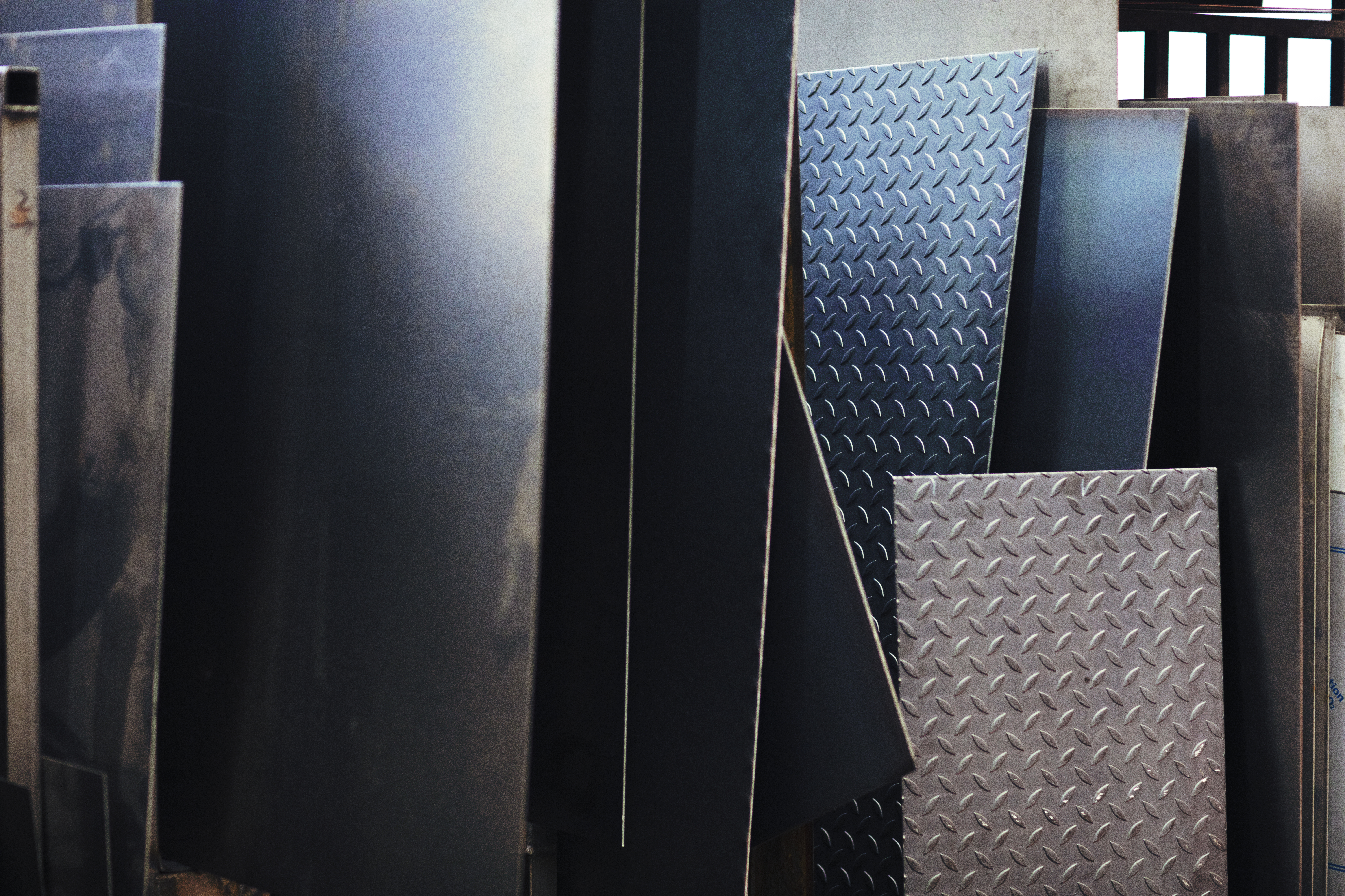 rostfritt-stal-och-aluminium-i-olika-storlekar